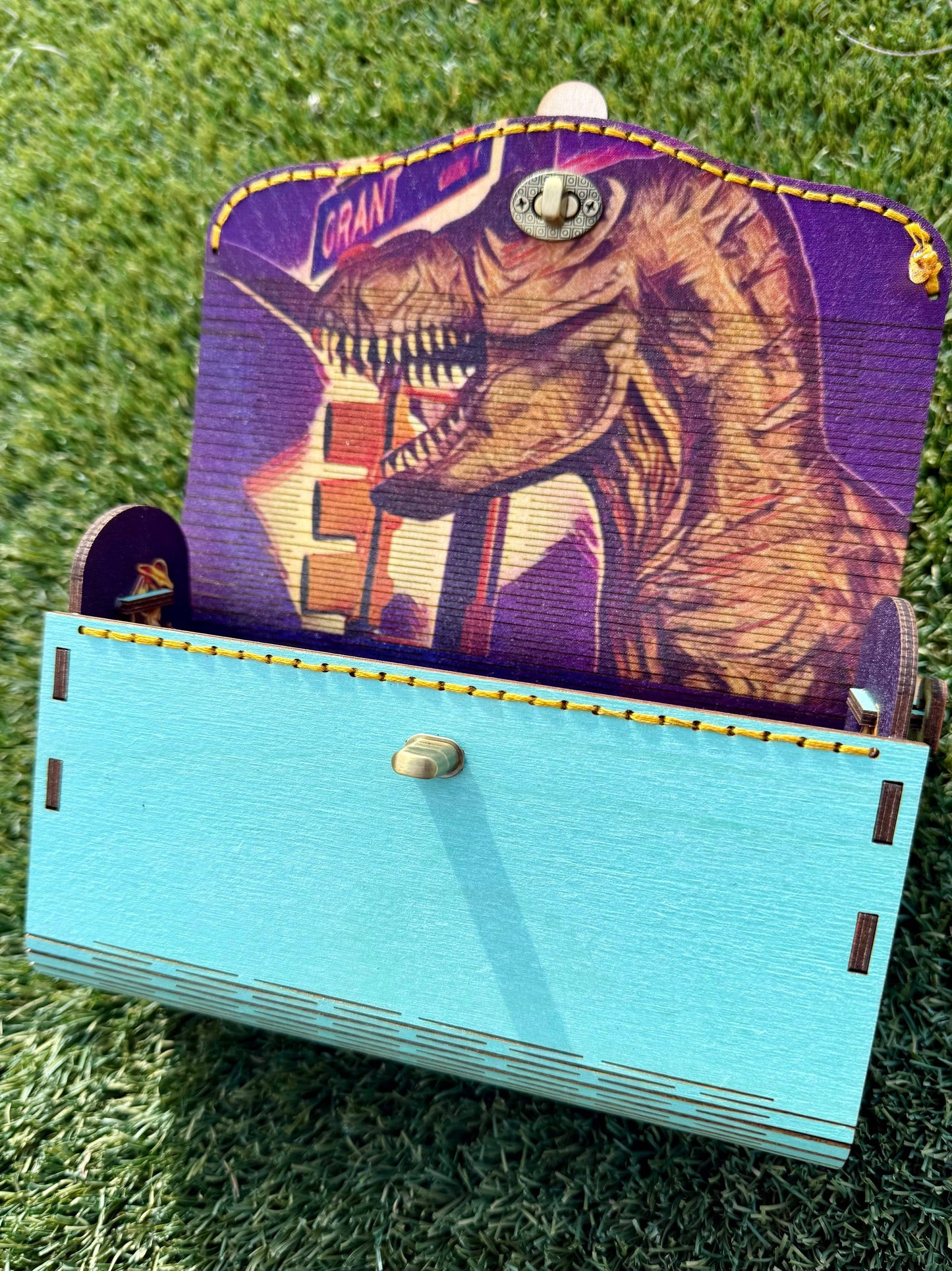 Enrique Aldana: Tucson Oddities- Dino On Grant